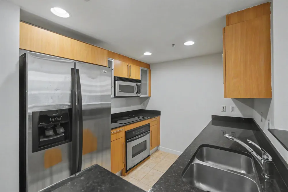 335 S Biscayne Boulevard #1002 Miami, FL 33131