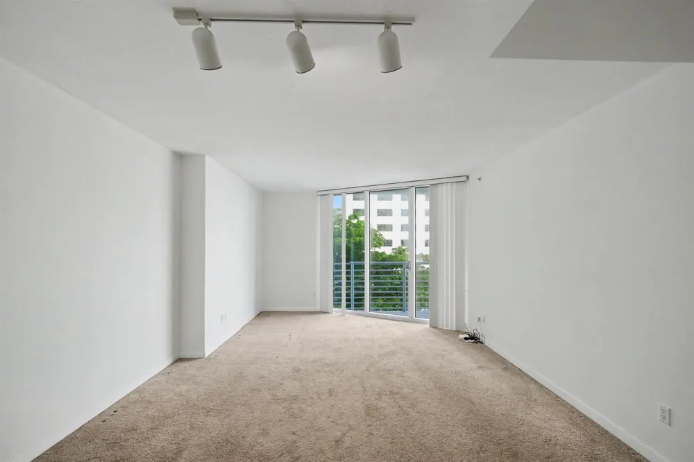 335 S Biscayne Boulevard #1002 Miami, FL 33131
