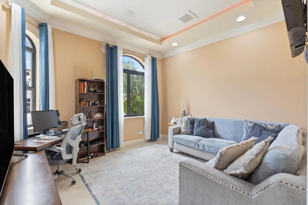 301 SANDALWOOD LANE Boca Raton, FL 33487