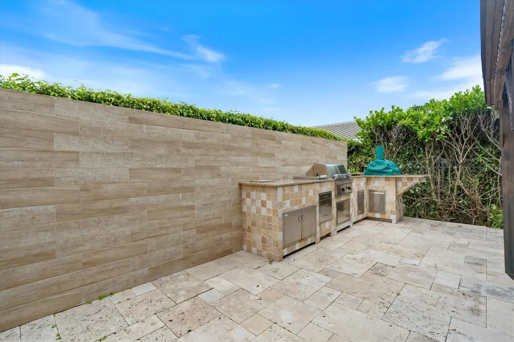 301 SANDALWOOD LANE Boca Raton, FL 33487