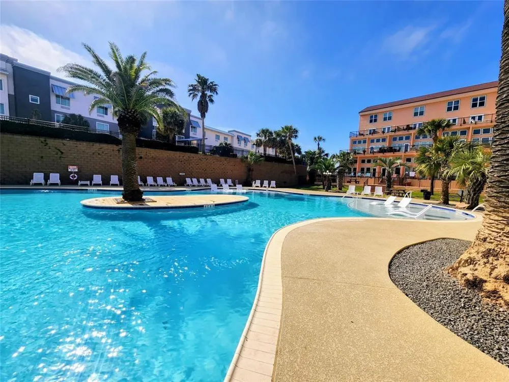 9520 Seawall Boulevard #155 Galveston, TX 77554