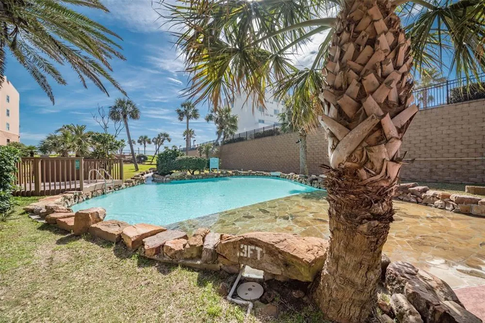 9520 Seawall Boulevard #155 Galveston, TX 77554