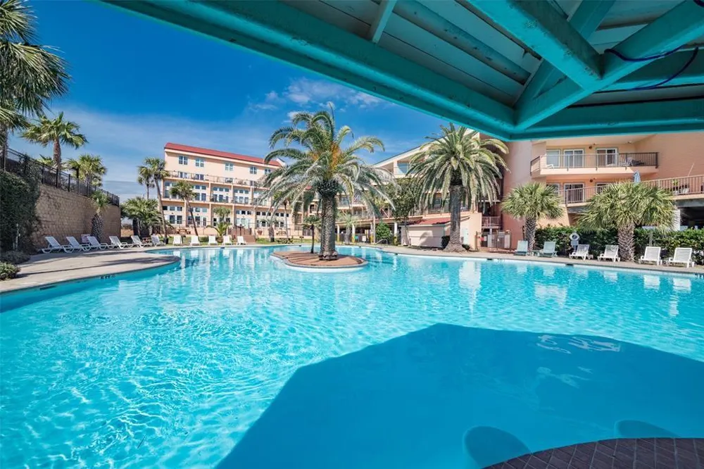 9520 Seawall Boulevard #155 Galveston, TX 77554