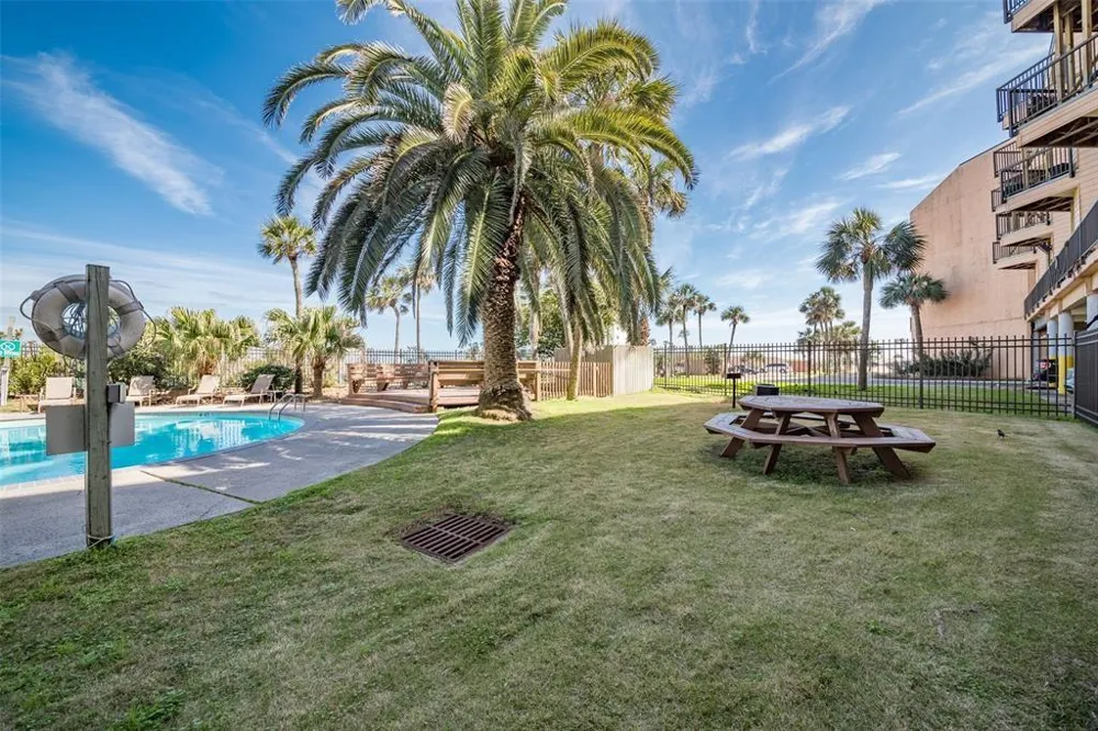 9520 Seawall Boulevard #155 Galveston, TX 77554