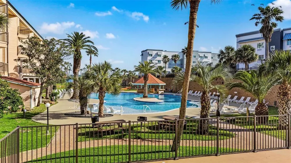 9520 Seawall Boulevard #155 Galveston, TX 77554
