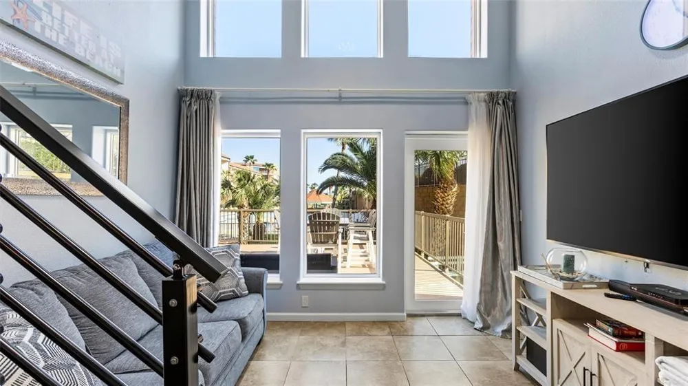 9520 Seawall Boulevard #155 Galveston, TX 77554