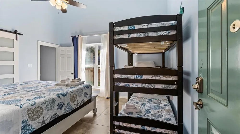 9520 Seawall Boulevard #155 Galveston, TX 77554