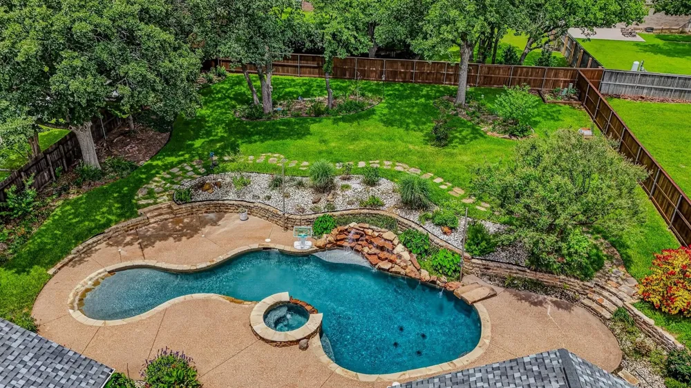 2802 Yorkshire Lane Southlake, TX 76092