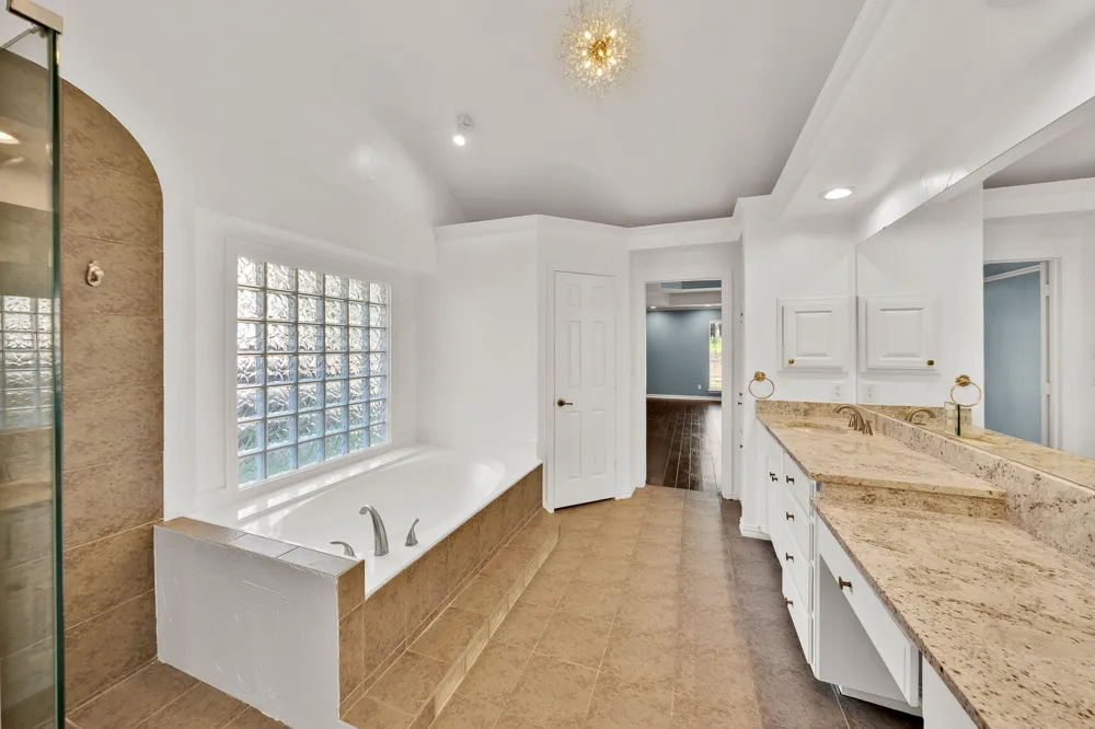 2802 Yorkshire Lane Southlake, TX 76092