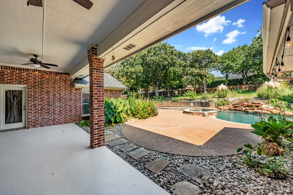 2802 Yorkshire Lane Southlake, TX 76092