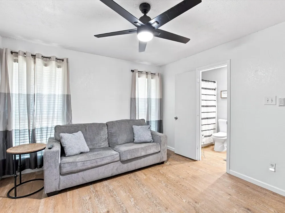 1701 Queen Street Fort Worth, TX 76103