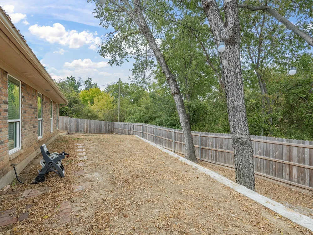 1701 Queen Street Fort Worth, TX 76103