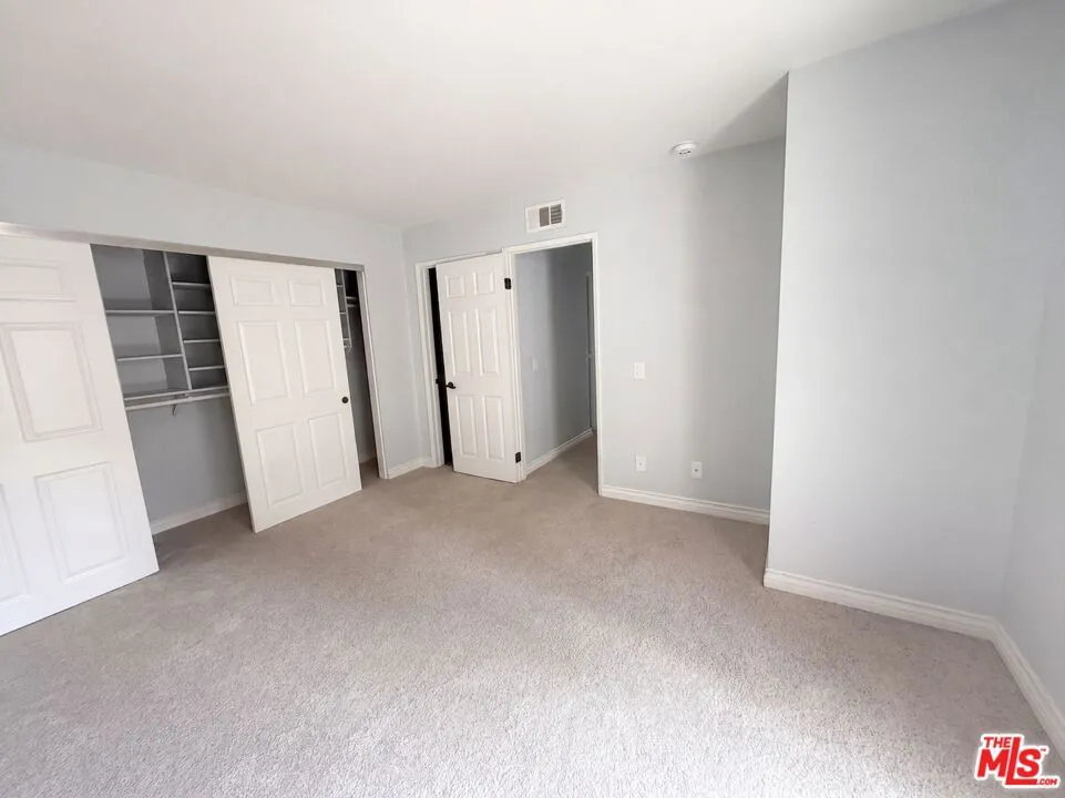 68 Maegan Place #4 Thousand Oaks, CA 91362