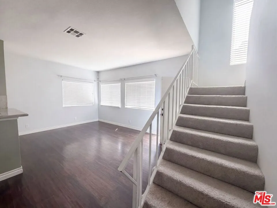 68 Maegan Place #4 Thousand Oaks, CA 91362