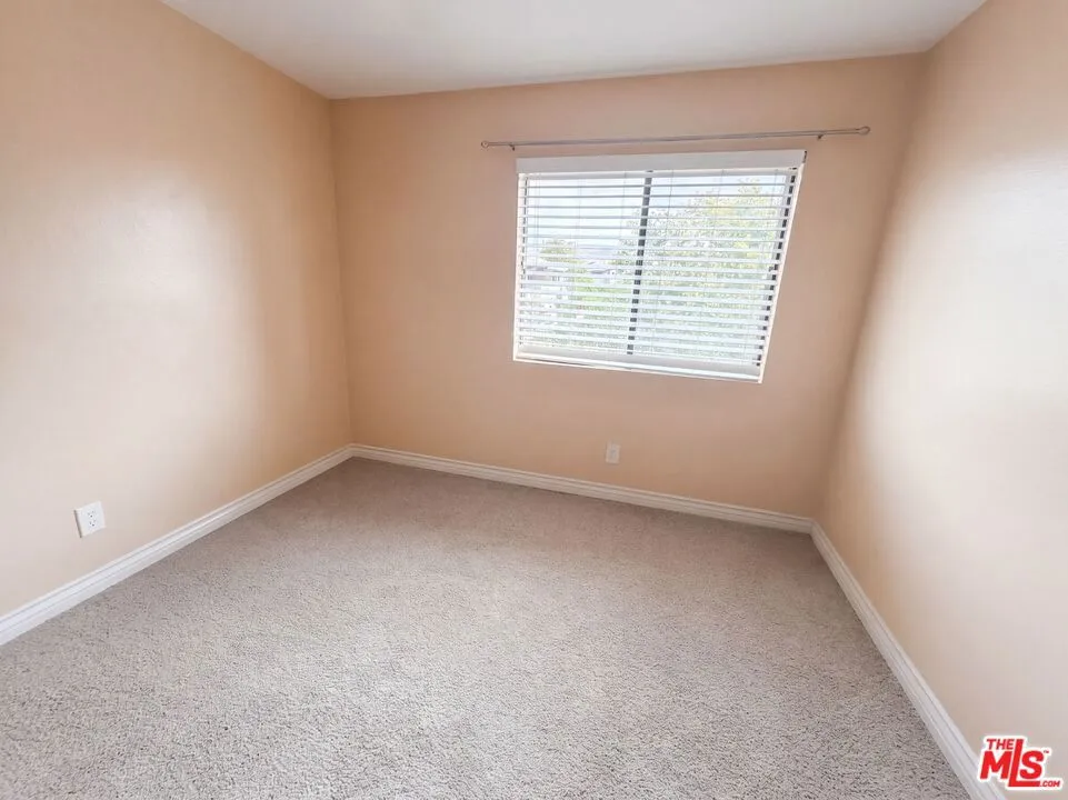 68 Maegan Place #4 Thousand Oaks, CA 91362