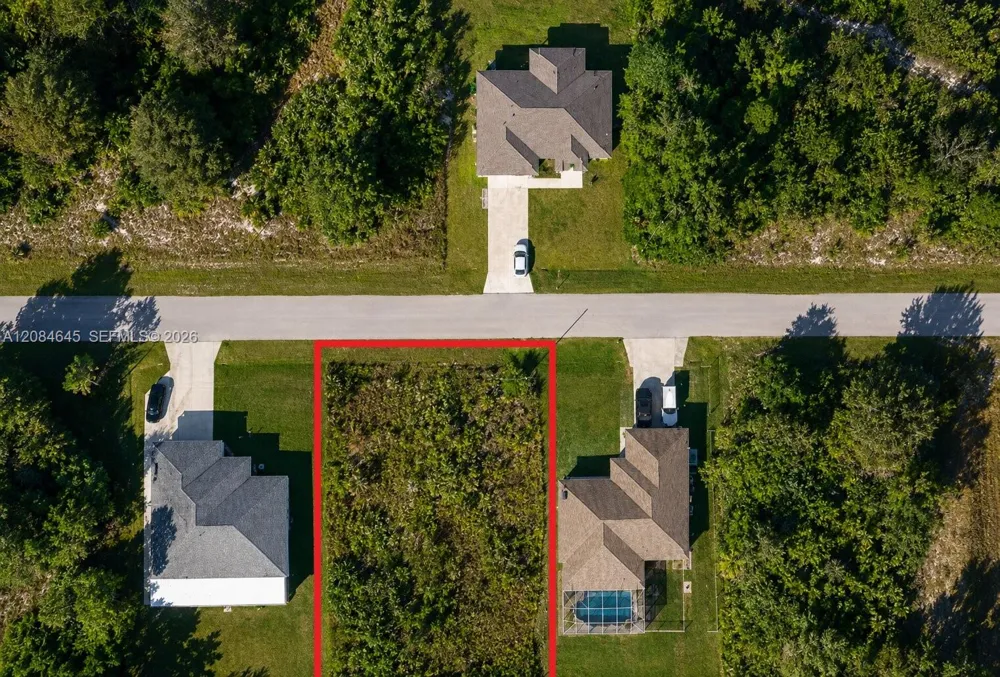 2713 53rd St W Lehigh Acres, FL 33971