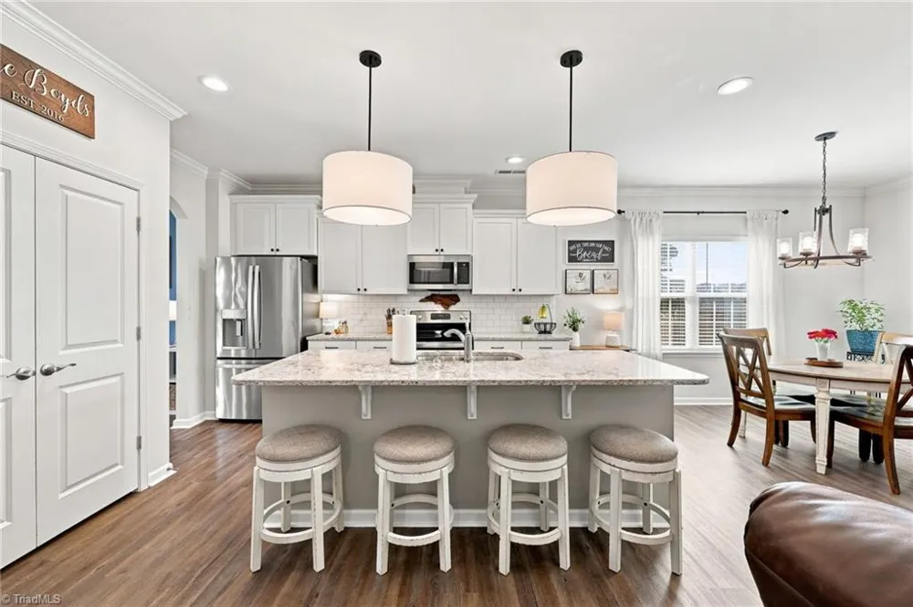1023 Woodview Ridge Trail Lewisville, NC 27023