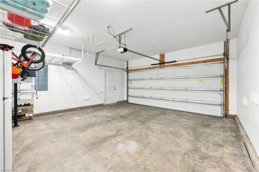 1023 Woodview Ridge Trail Lewisville, NC 27023