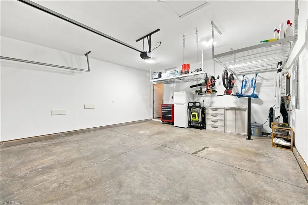 1023 Woodview Ridge Trail Lewisville, NC 27023