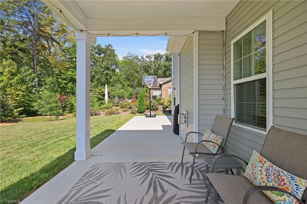 1023 Woodview Ridge Trail Lewisville, NC 27023