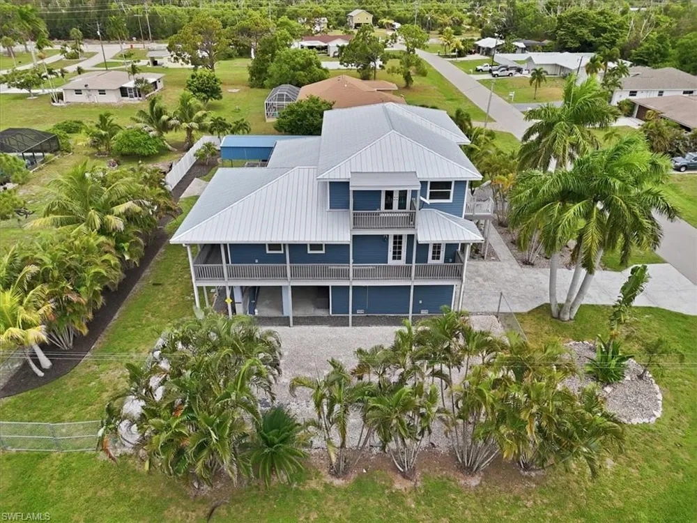 5711 Linden Lane Bokeelia, FL 33922