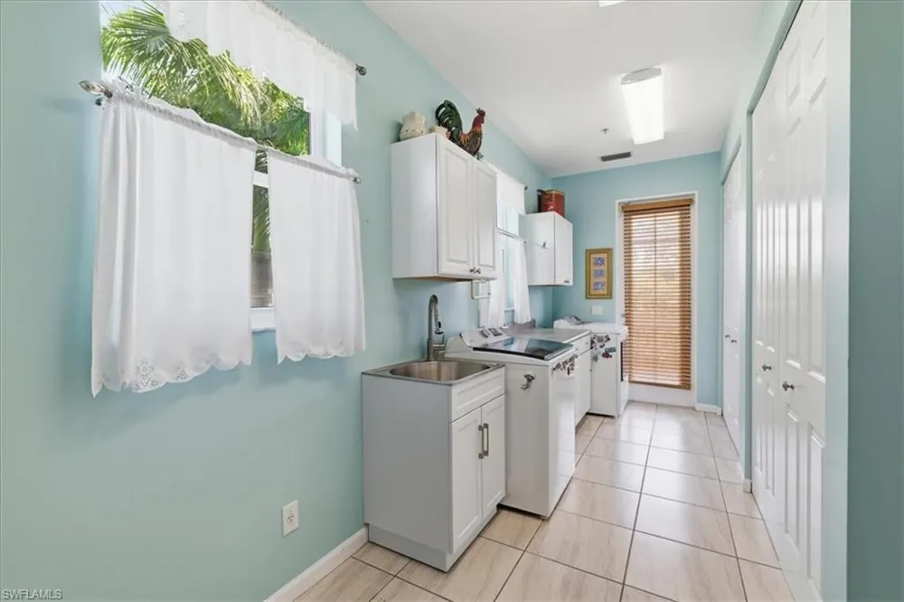 5711 Linden Lane Bokeelia, FL 33922