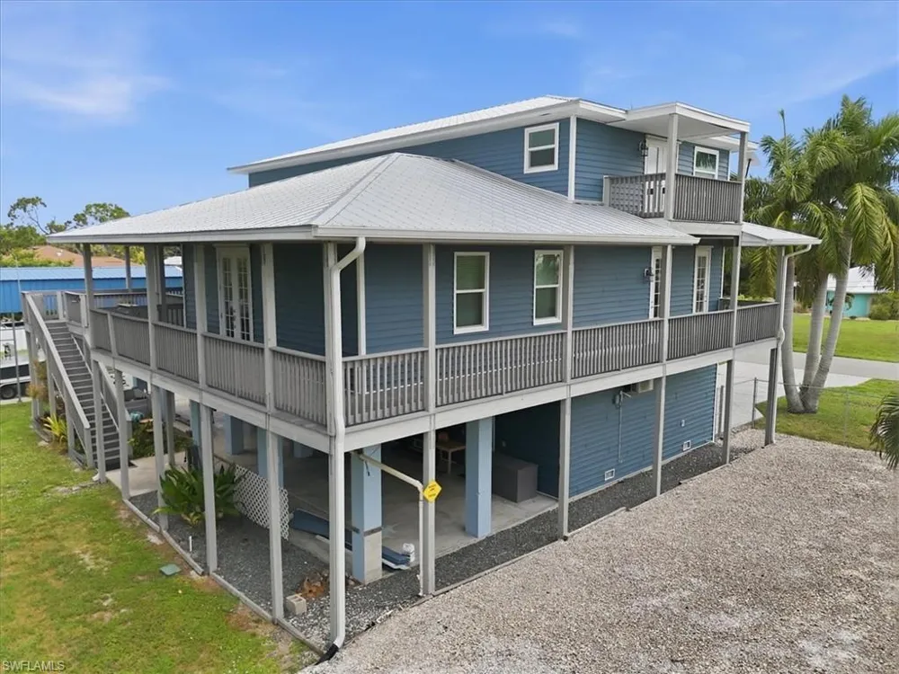 5711 Linden Lane Bokeelia, FL 33922