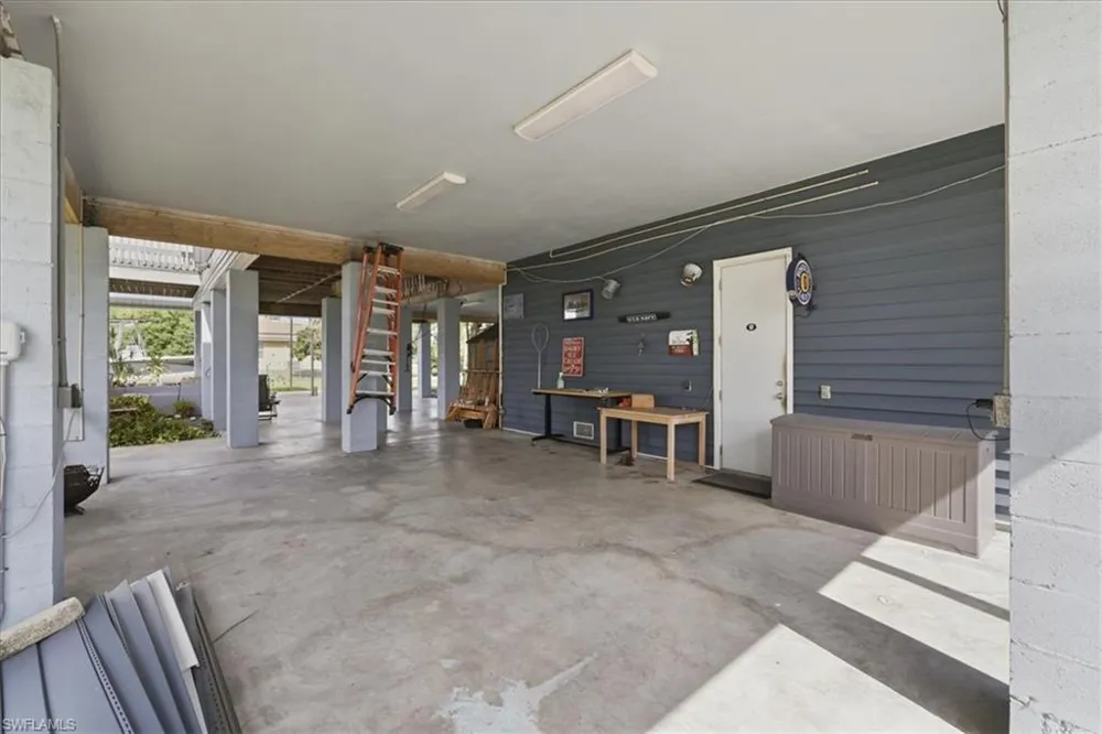 5711 Linden Lane Bokeelia, FL 33922