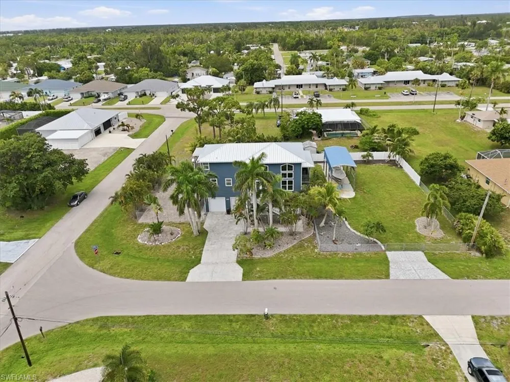 5711 Linden Lane Bokeelia, FL 33922