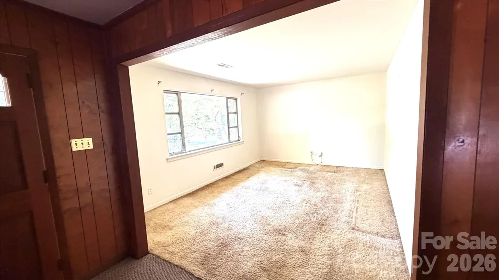 1515 Pleasant Plains Road Matthews, NC 28105