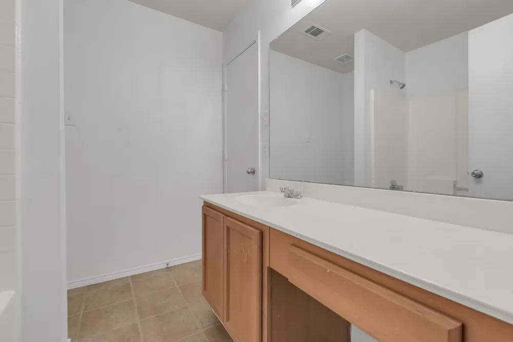 3517 Apple Valley Way Dallas, TX 75227