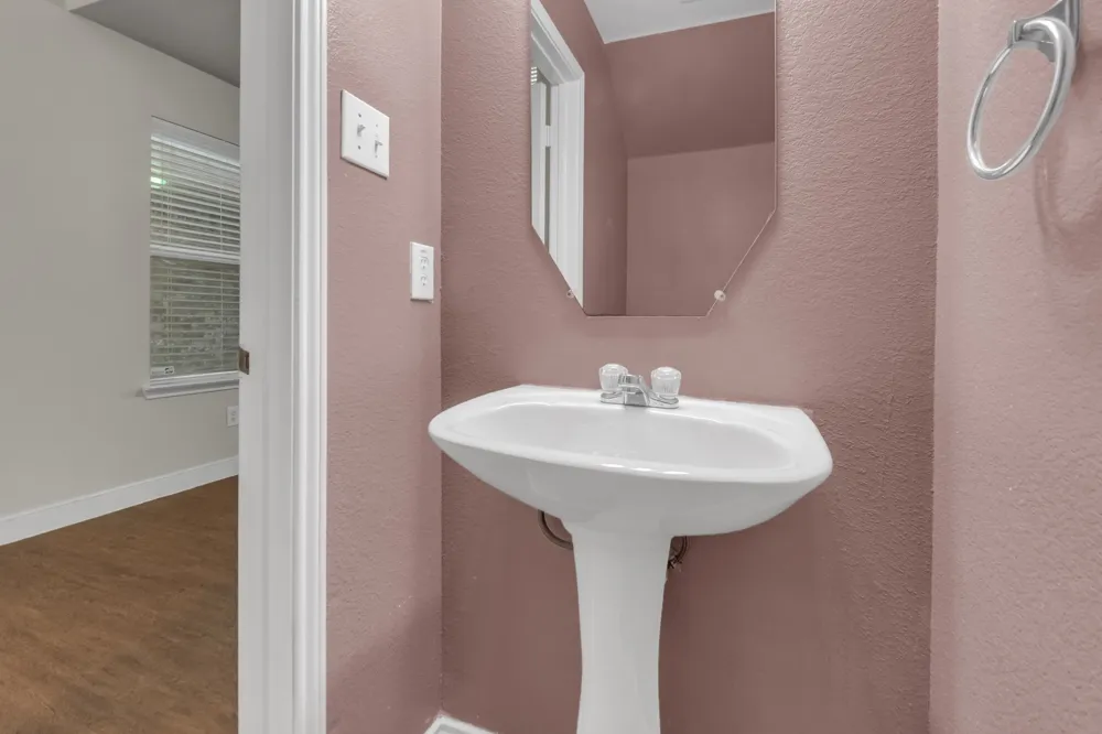 3517 Apple Valley Way Dallas, TX 75227