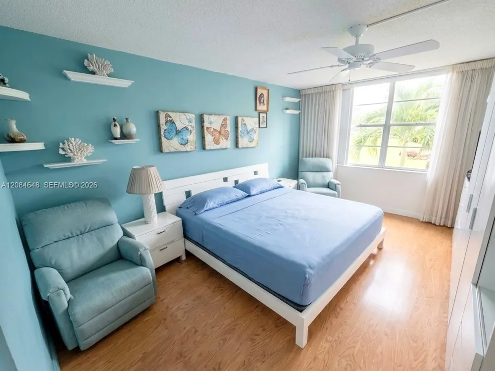 1300 Saint Charles Pl #L11 Pembroke Pines, FL 33026
