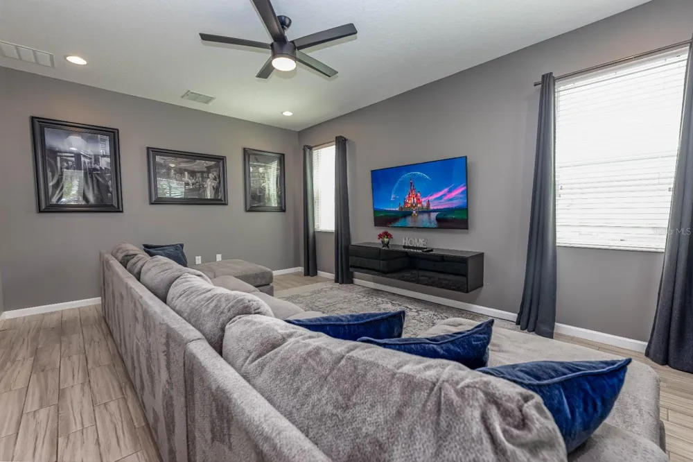 2661 CALISTOGA Kissimmee, FL 34741