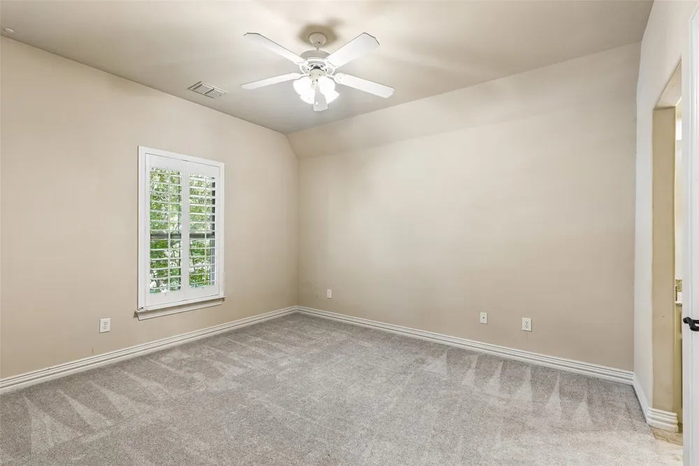 8523 Lakemont Drive Dallas, TX 75209