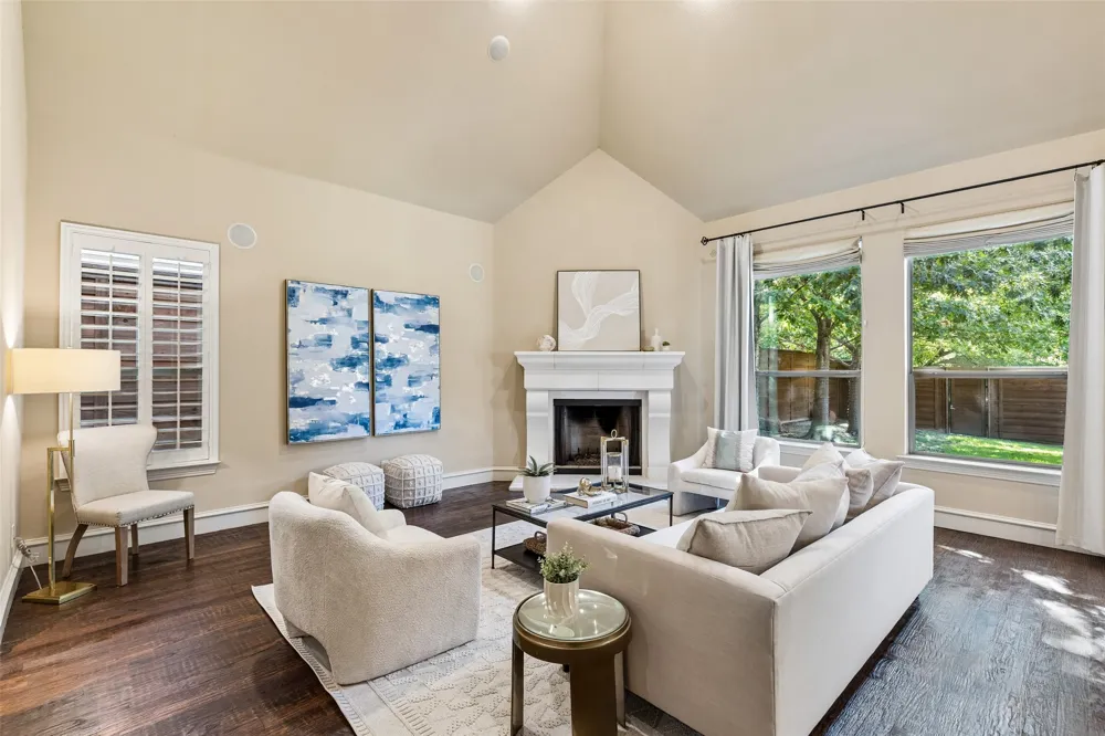 8523 Lakemont Drive Dallas, TX 75209