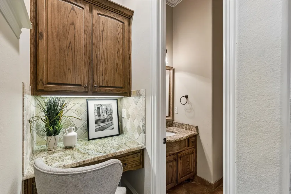 8523 Lakemont Drive Dallas, TX 75209