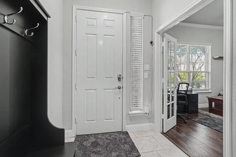 646 Harris Ridge Drive Arlington, TX 76002