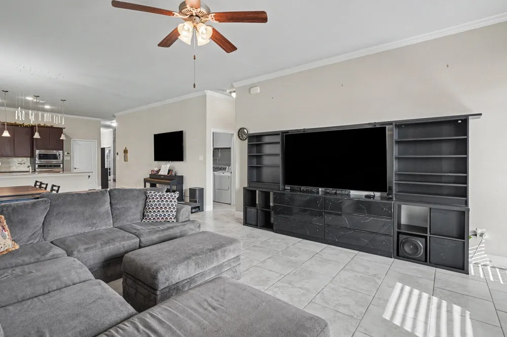 646 Harris Ridge Drive Arlington, TX 76002