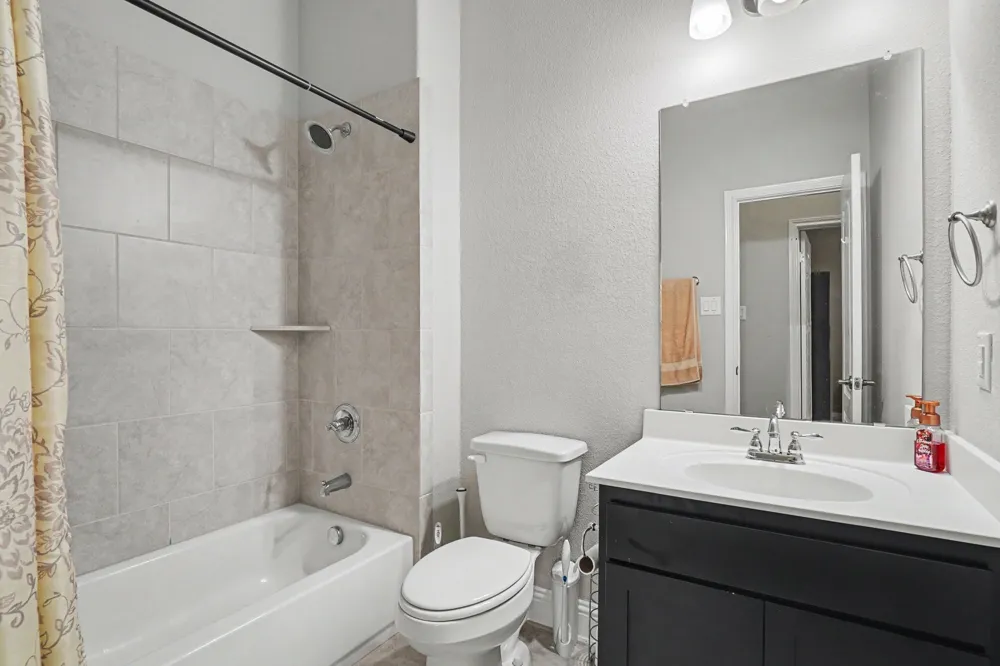 646 Harris Ridge Drive Arlington, TX 76002