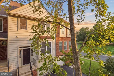 14141 BETSY ROSS LANE