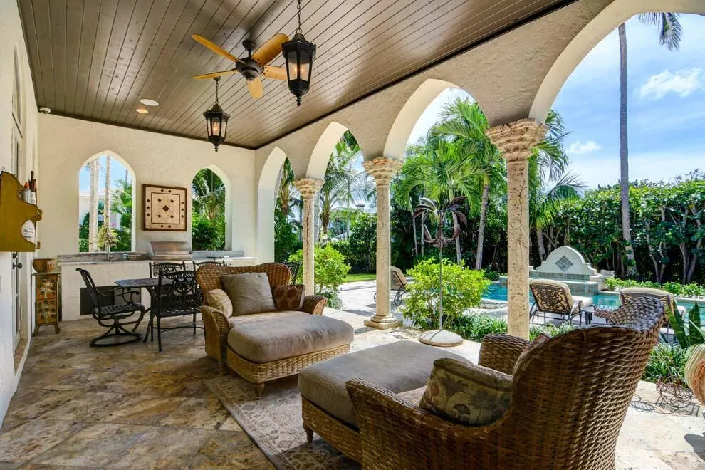 1054 MELALEUCA ROAD Delray Beach, FL 33483