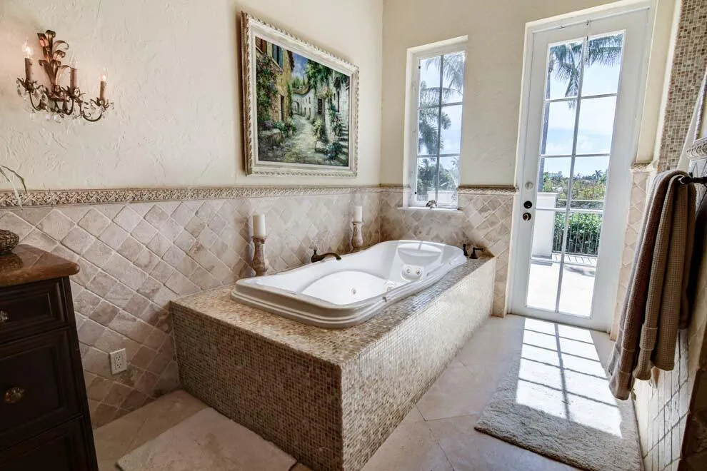 1054 MELALEUCA ROAD Delray Beach, FL 33483