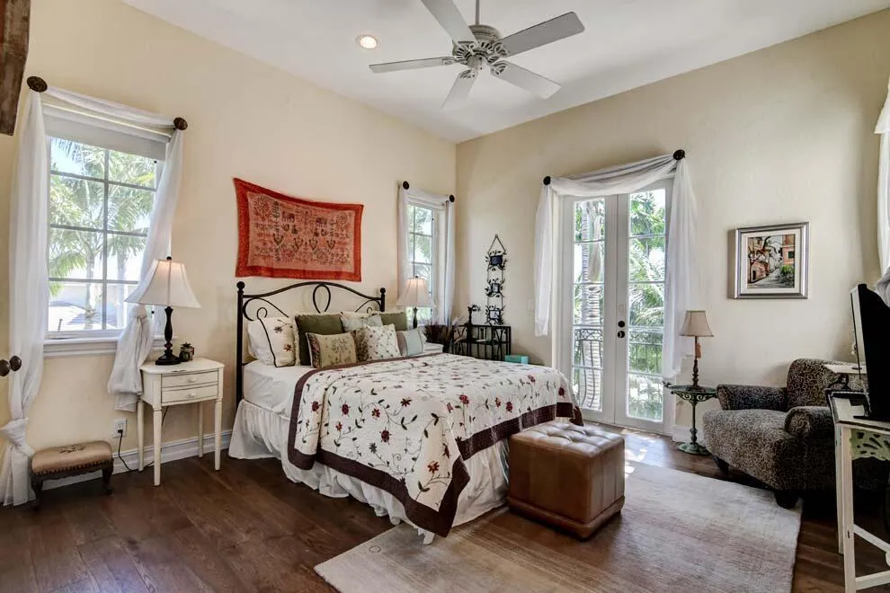 1054 MELALEUCA ROAD Delray Beach, FL 33483