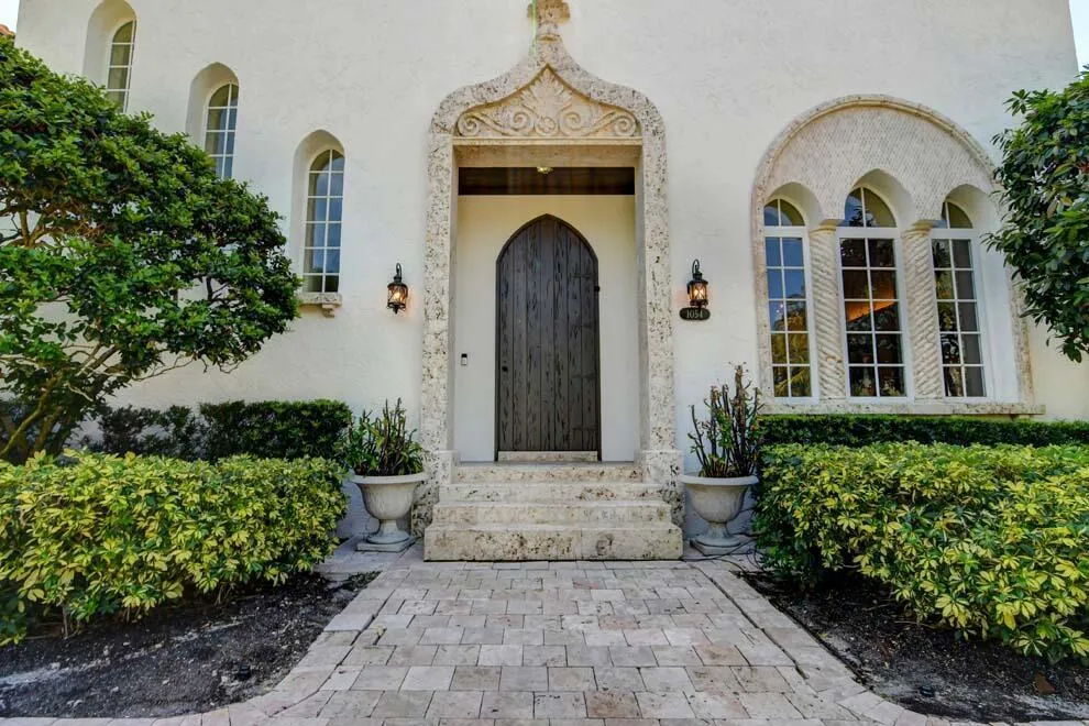 1054 MELALEUCA ROAD Delray Beach, FL 33483