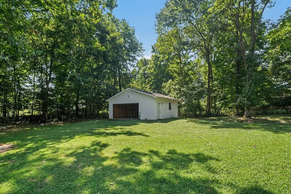 210 Pine Mountain Rd Clarksville, TN 37042