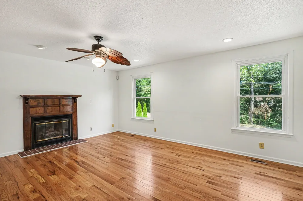 210 Pine Mountain Rd Clarksville, TN 37042
