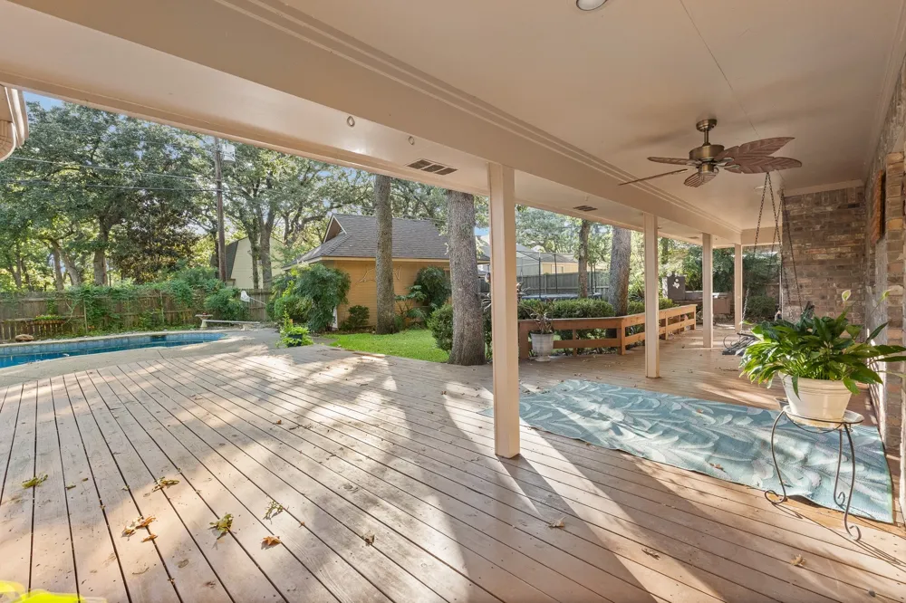 649 Parkridge Boulevard Burleson, TX 76028