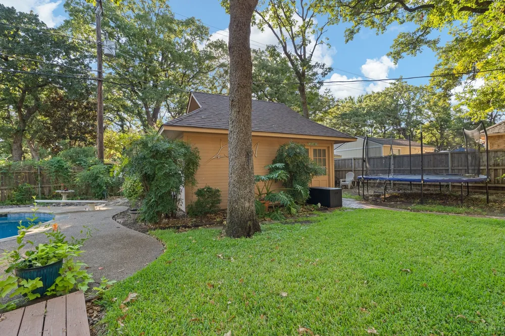 649 Parkridge Boulevard Burleson, TX 76028