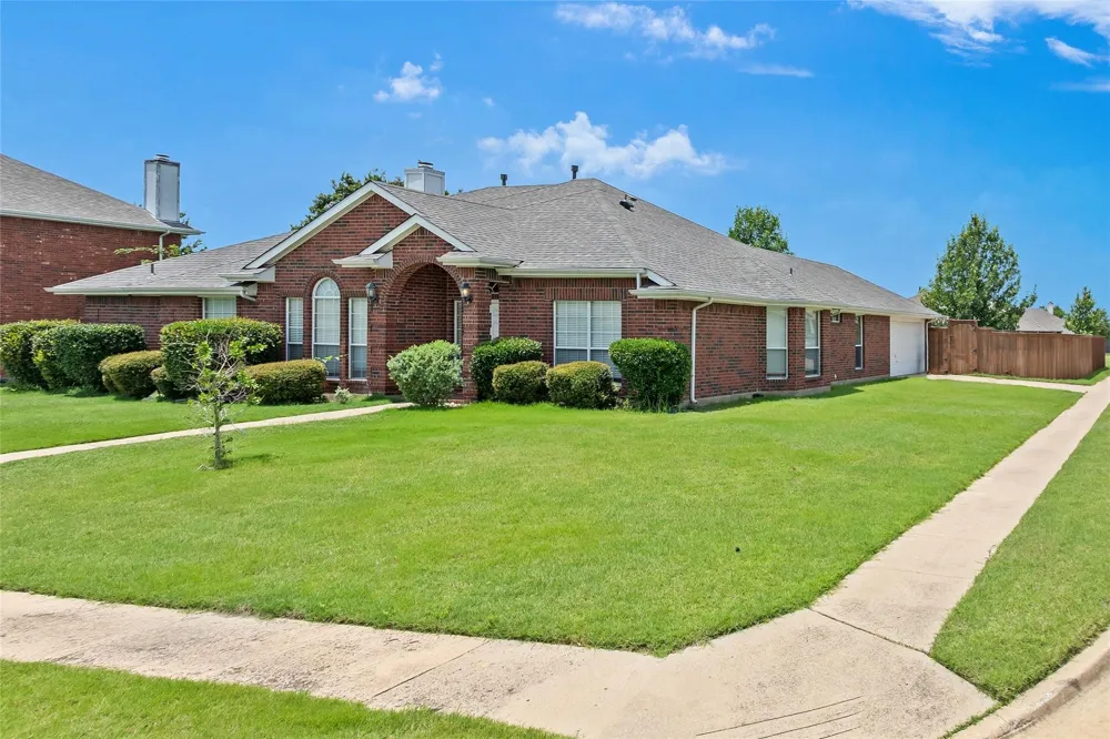 335 Linhurst Drive Murphy, TX 75094